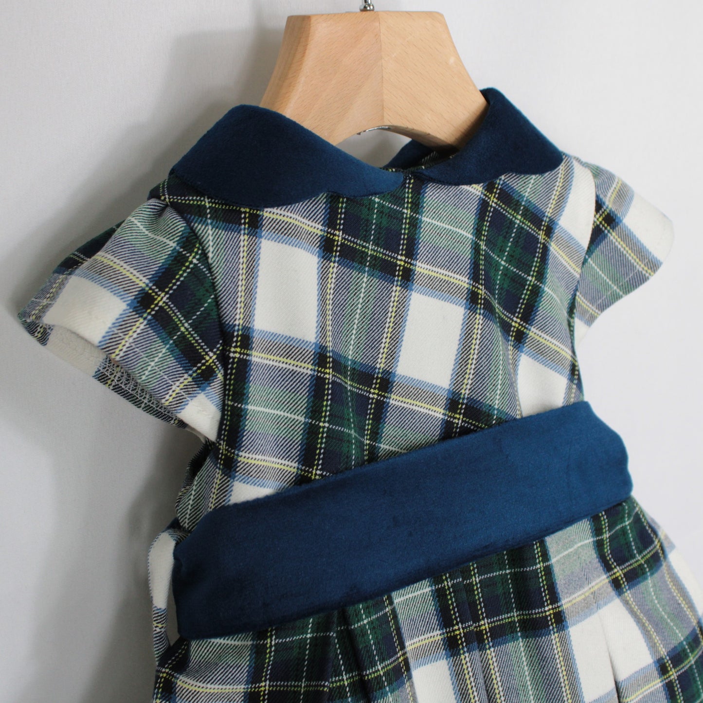 Abito natalizio per neonata fantasia tartan Klaiadì KD10950